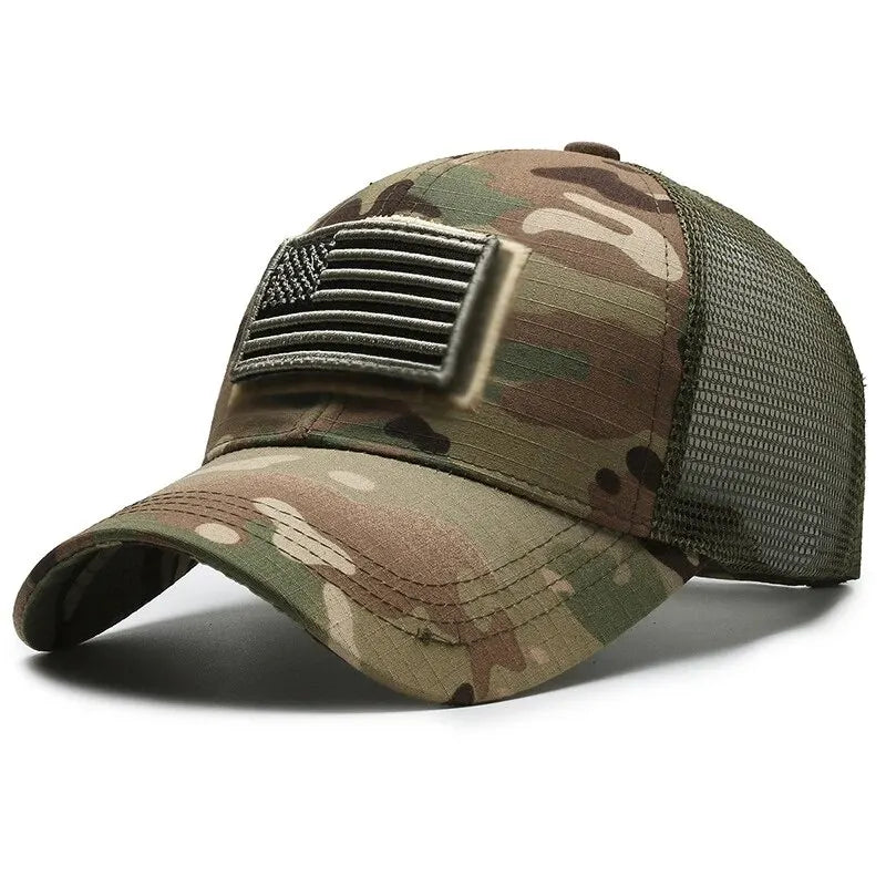 Baseball cap made of breathable mesh with embroidered details and sun protection for outdoor activities.