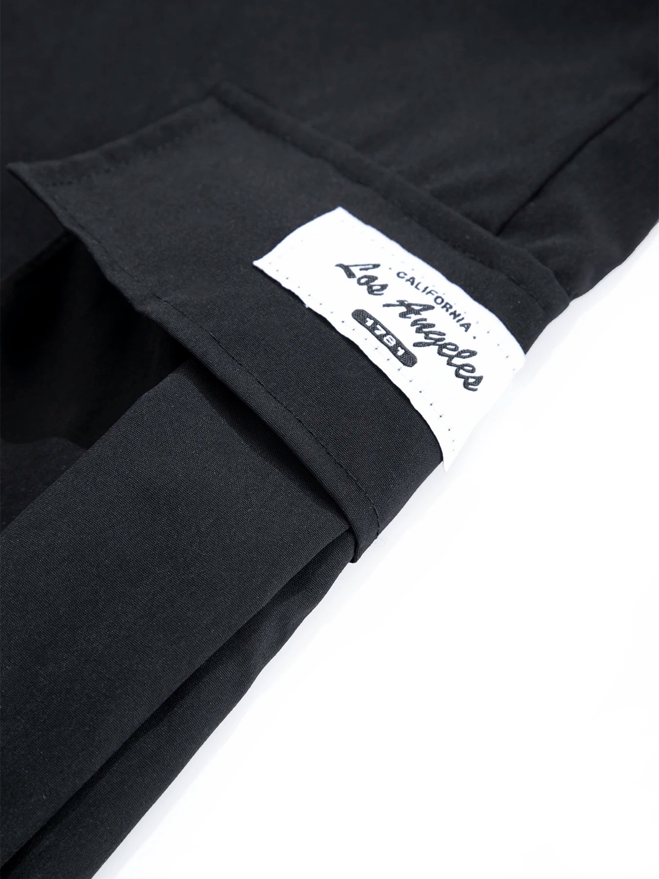 Men's cargo pants, sweatshirt style with multiple pockets.