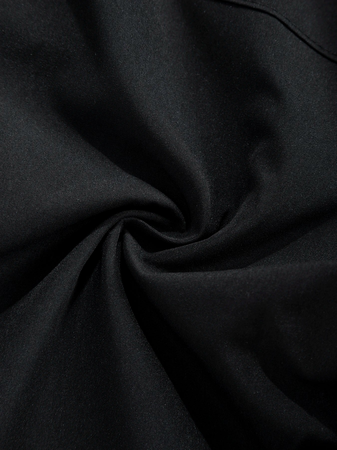 Men's cargo pants, sweatshirt style with multiple pockets.